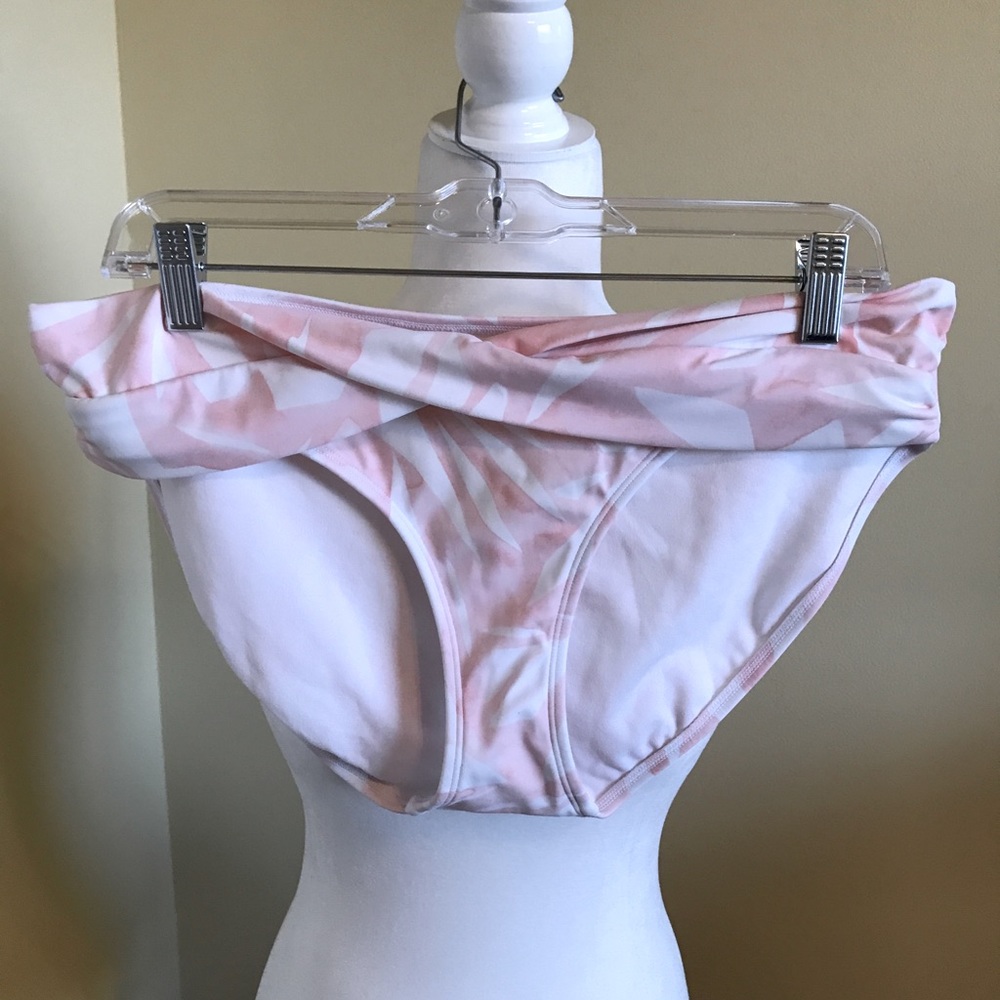 Athleta Swim Bottom, Med Coverage, Pink/White, L